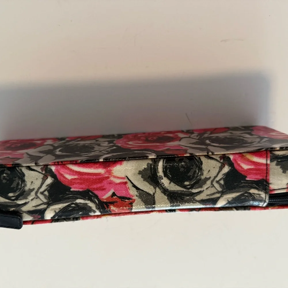 Brighton Floral Heart jewelry travel case in Black, Cream & Pink - Picture 3 of 9